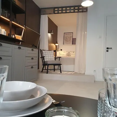 Fly_to_cracow_18 Apartment Krakow